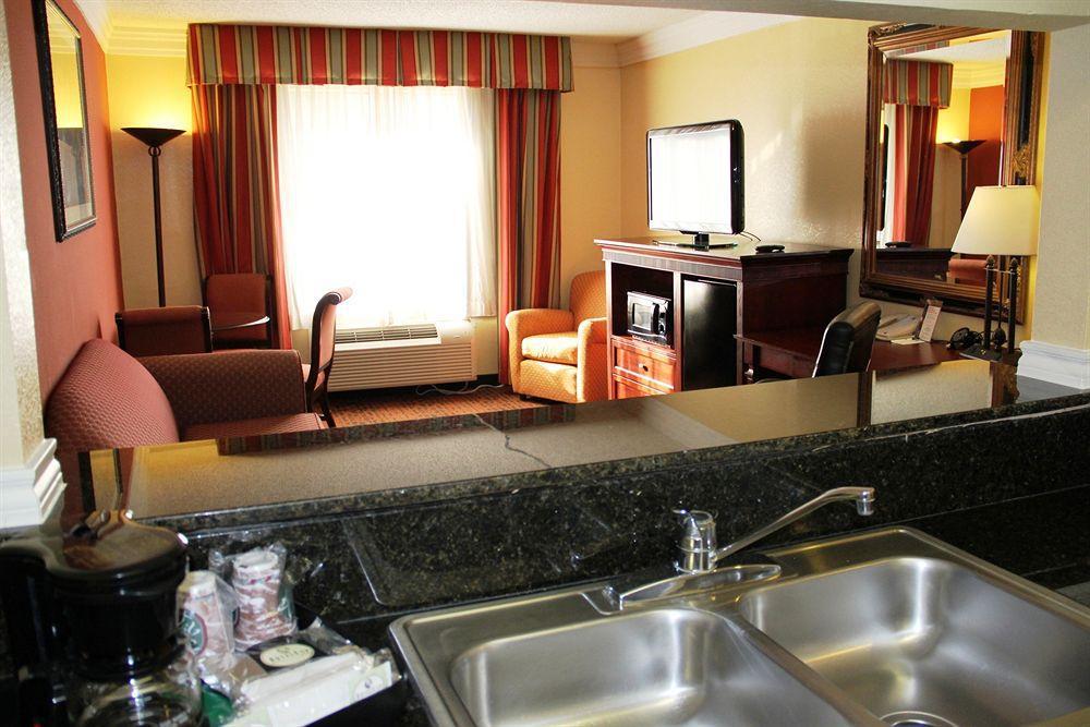 Comfort Inn & Suites Houston West-Katy Εξωτερικό φωτογραφία